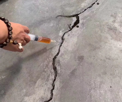 甘州混凝土裂缝修补技术详解​